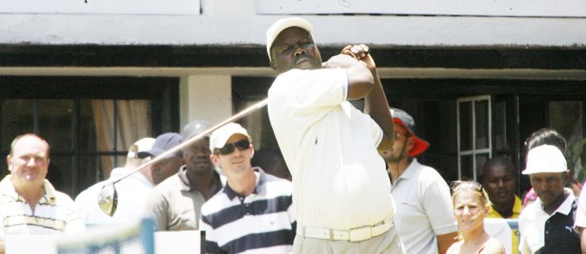 Kenya's Dismas Indiza is one shot behind the leader Denmark’s Morten Orum Madsen in the Kenya Open.(Photo:Shutterspeed)