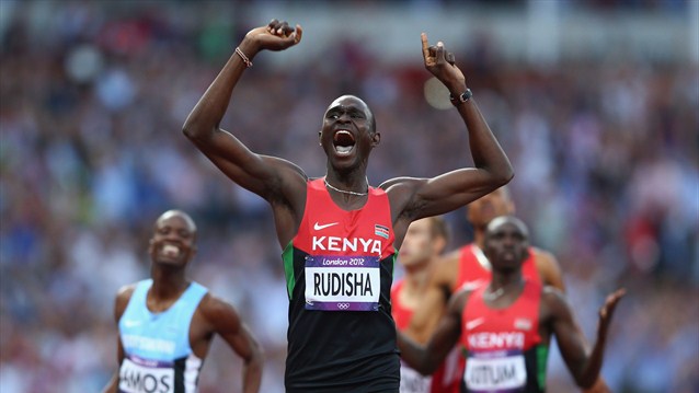 David Rudisha reacts at London Olympic final as Nijel Amos closes in for the silver.