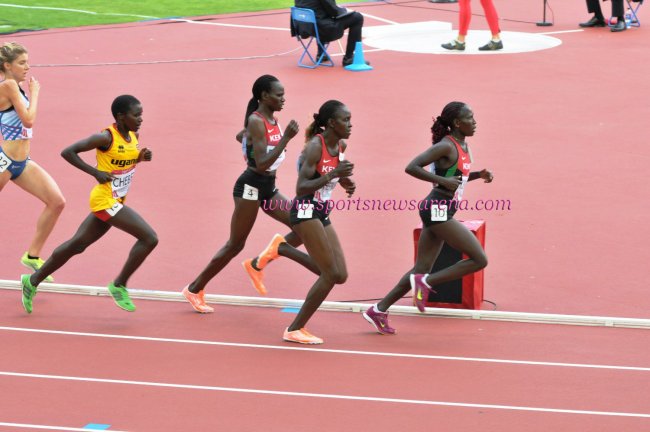 Florence Kiplagat leads the women's 10000m races Joyce Chepkirui, Emily Chebet and Uganda's Chebet Toroitich charge behind her.
