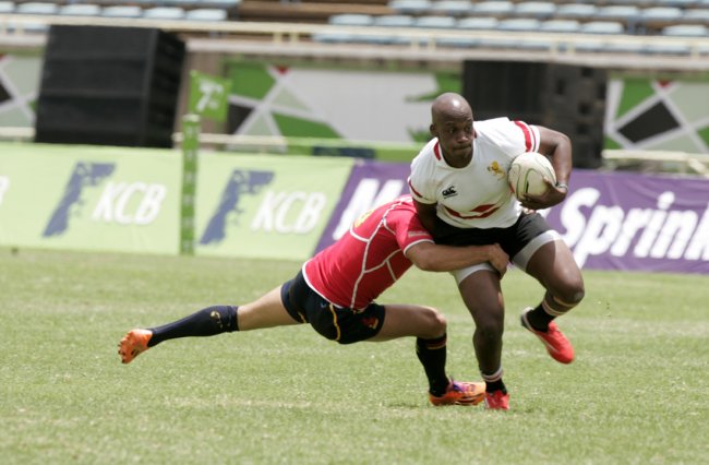 Mooki Tsepo of Auckland Metro against Spain. The New Zealand team alleged they were stranded in Nairobi after they were abandoned by KRU. (Photo by Shutterspeed)